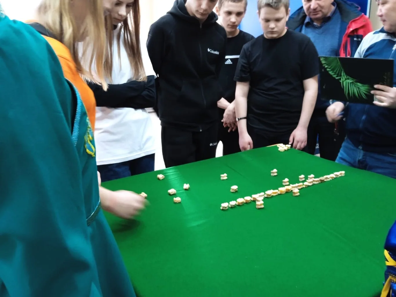 Сегодня состоялся второй Чемпионат по национальным видам спорта среди обучающихся образовательных организаций Аларского района.