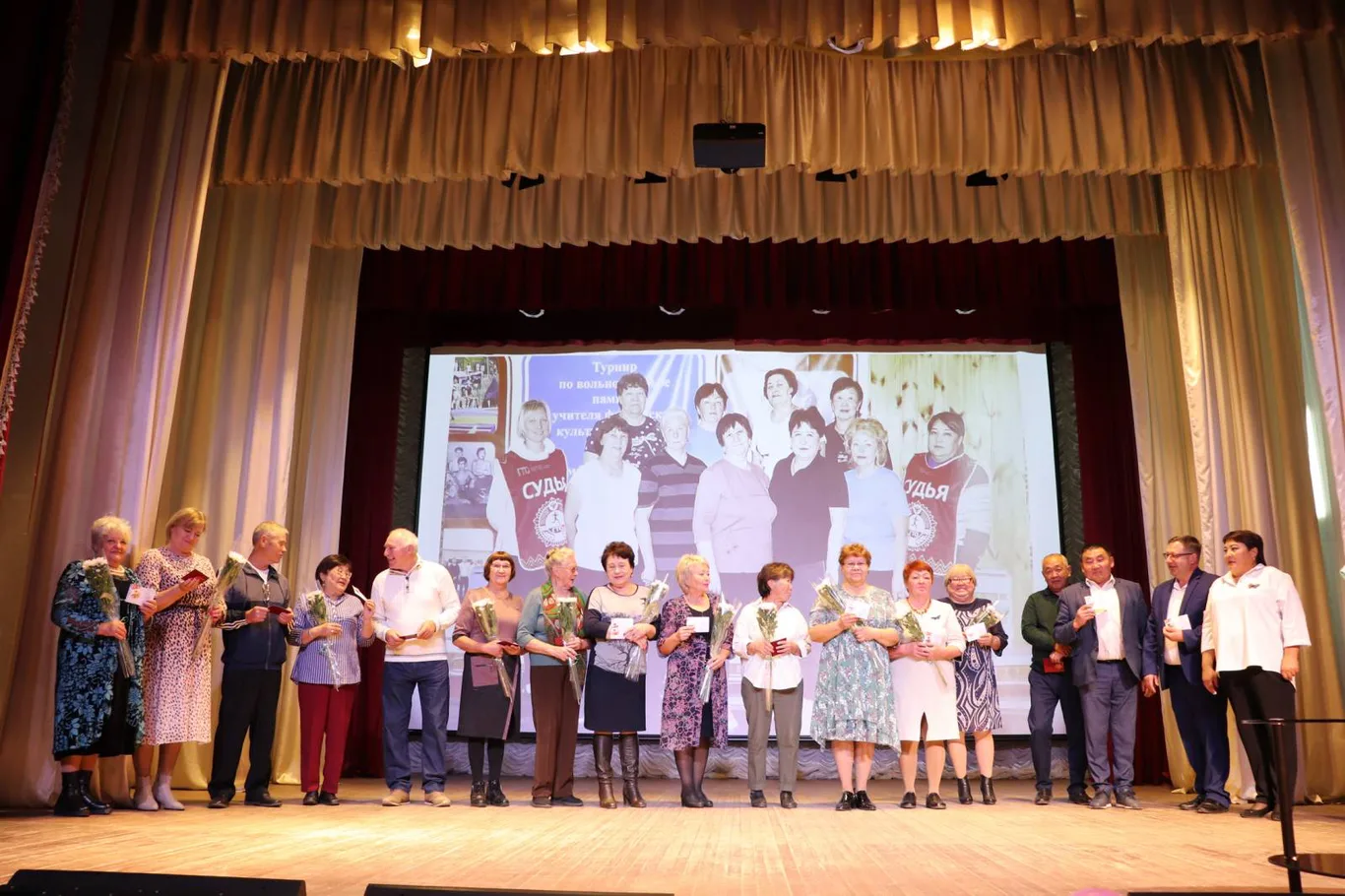 Вручение знаков ГТО  ветеранам