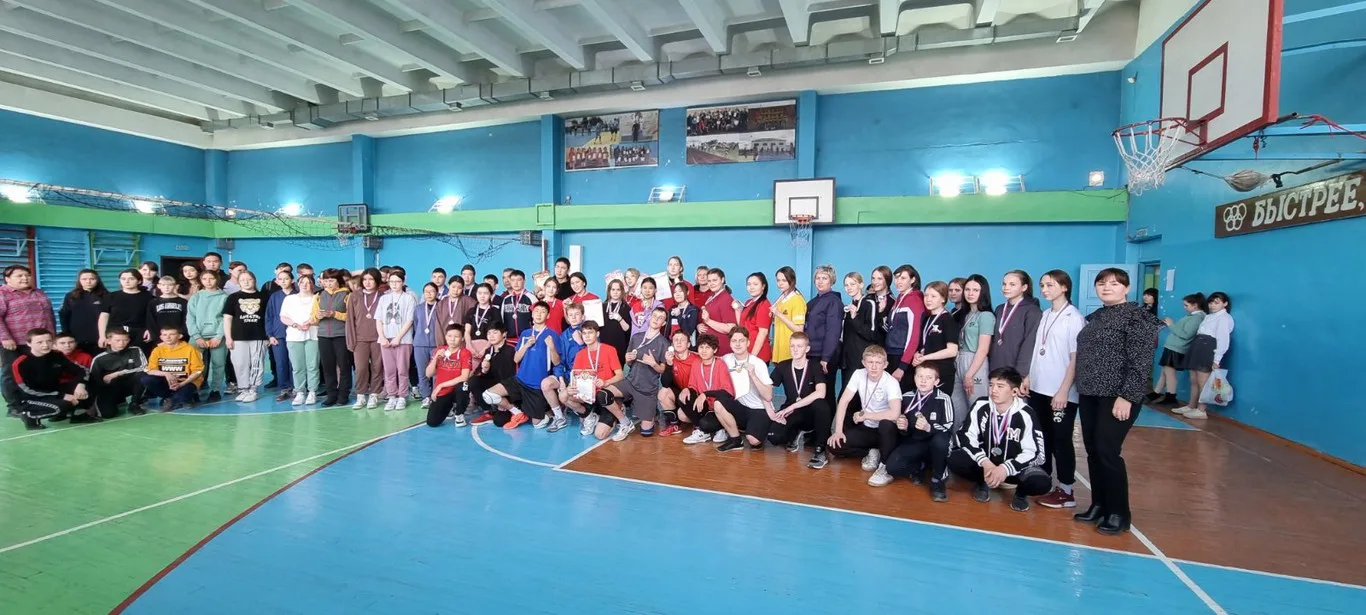 Президентские игры среди 8-х классов образовательных организаций Аларского района
