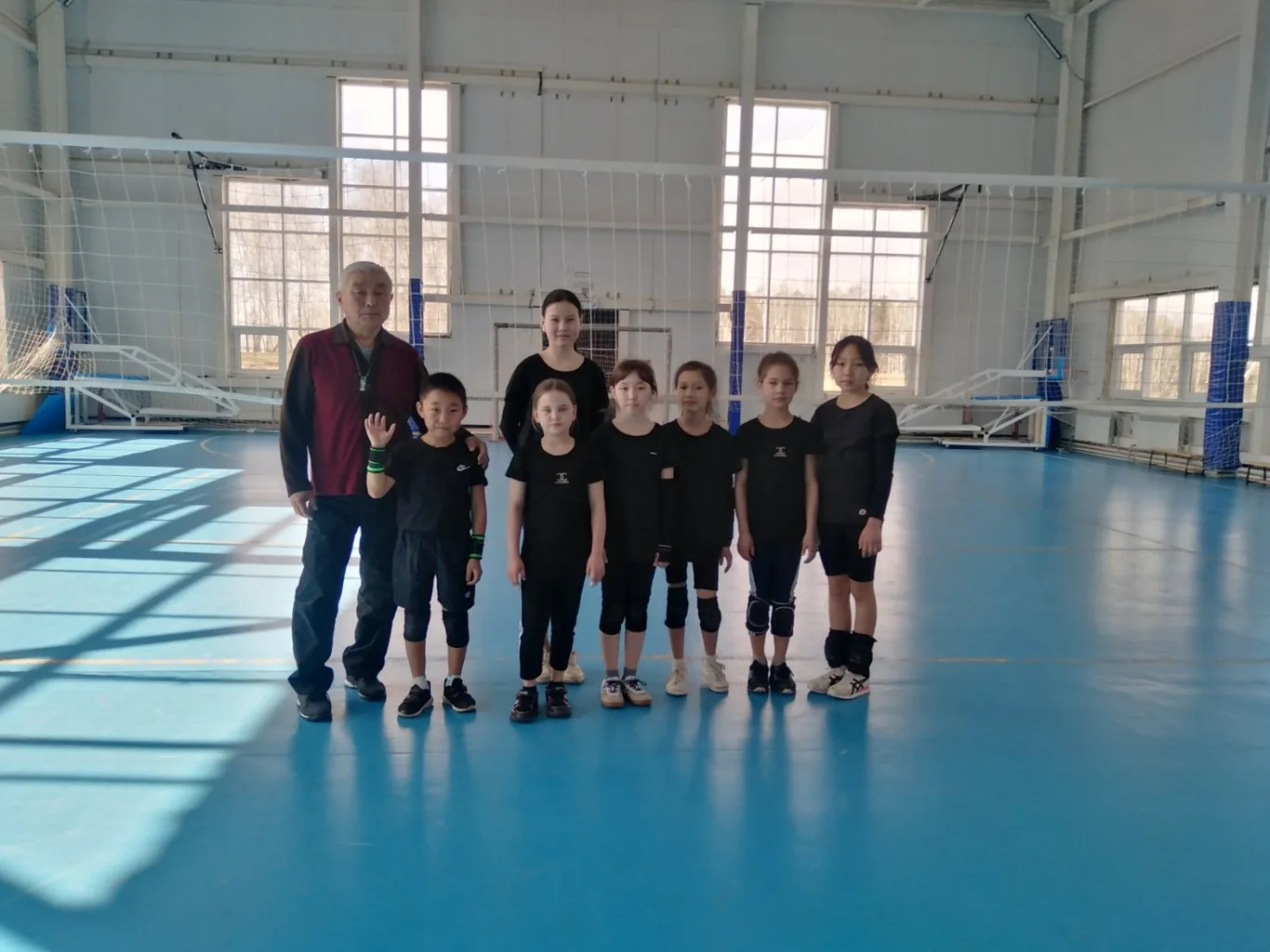 Товарищеский матч  по волейболу